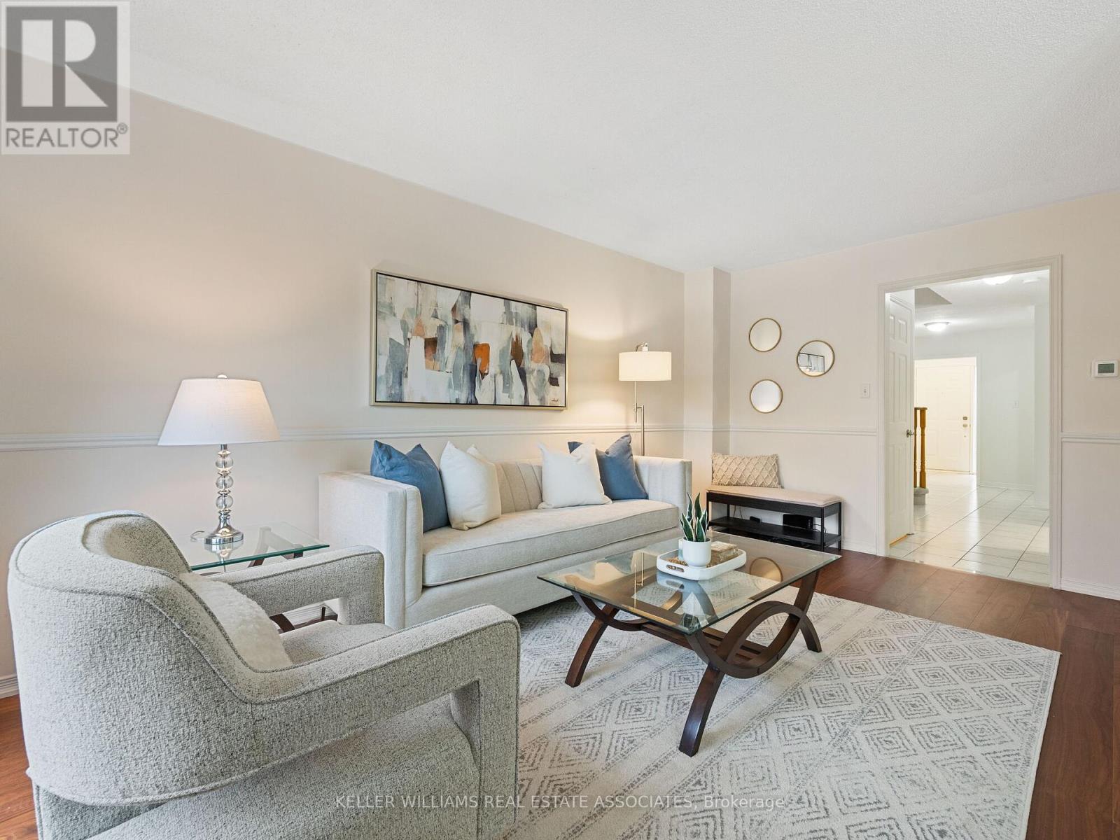 144 Genesee Drive, Oakville, Ontario  L6H 5Y9 - Photo 6 - W12170777