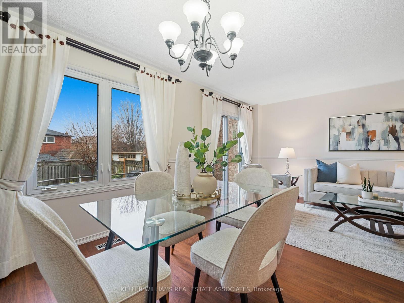 144 Genesee Drive, Oakville, Ontario  L6H 5Y9 - Photo 9 - W12170777