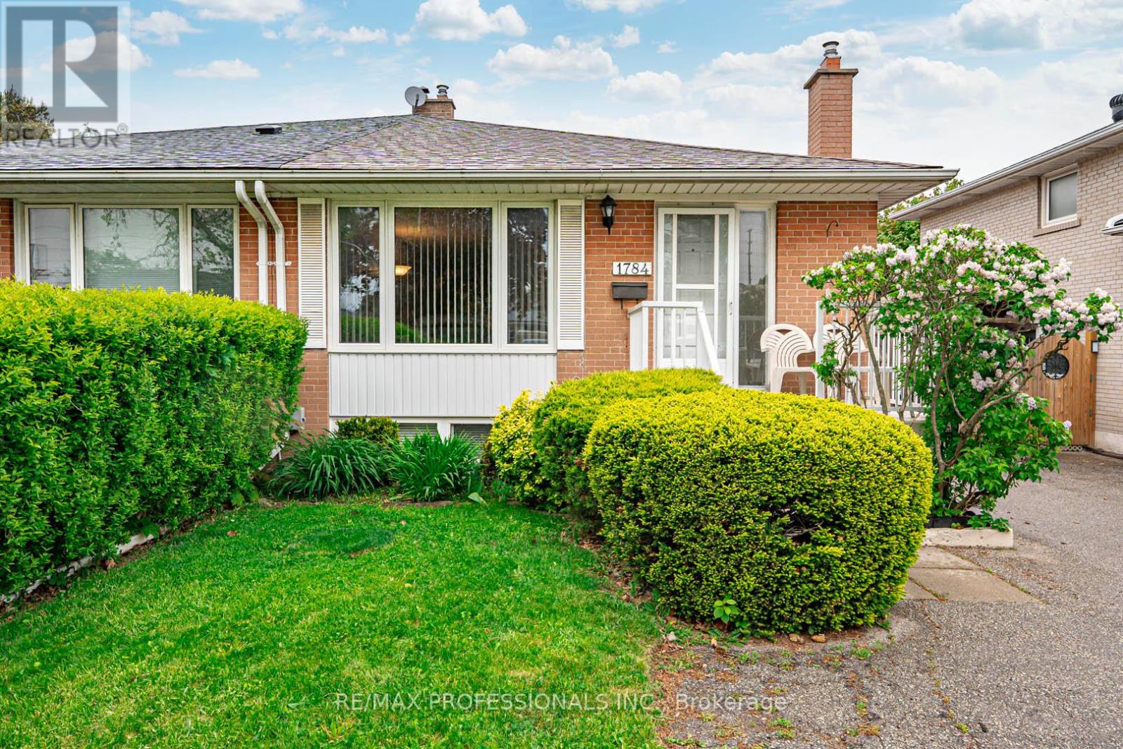 1784 SANDGATE CRESCENT, mississauga (clarkson), Ontario
