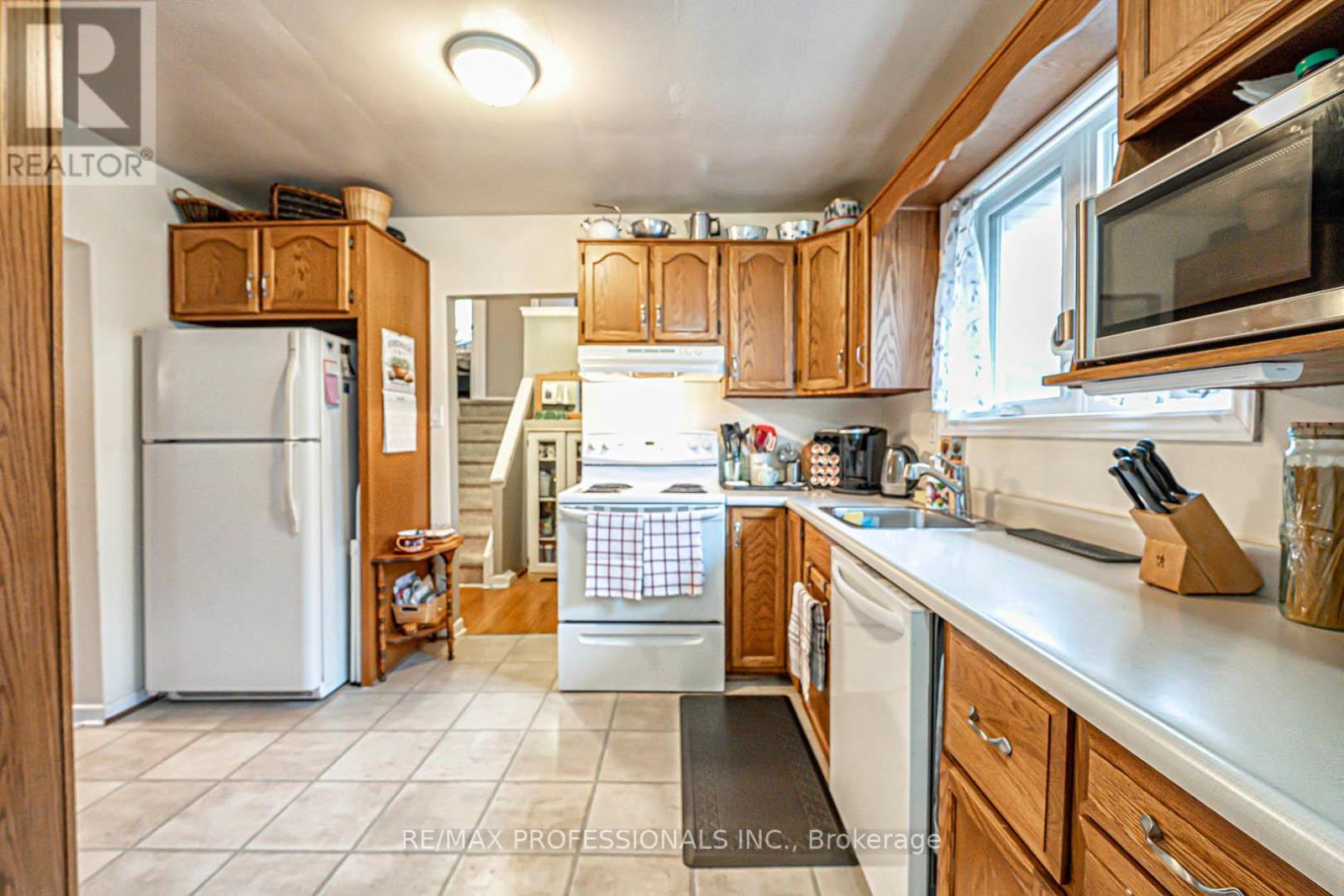 1784 Sandgate Crescent, Mississauga, Ontario  L5J 2E8 - Photo 11 - W12170781