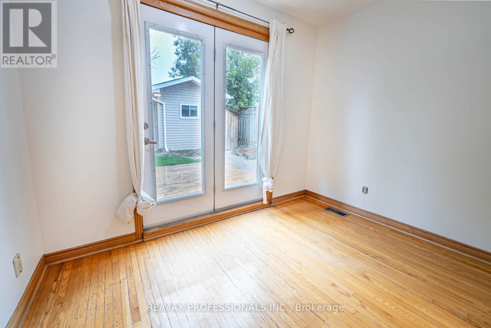 1784 Sandgate Crescent, Mississauga, Ontario  L5J 2E8 - Photo 24 - W12170781