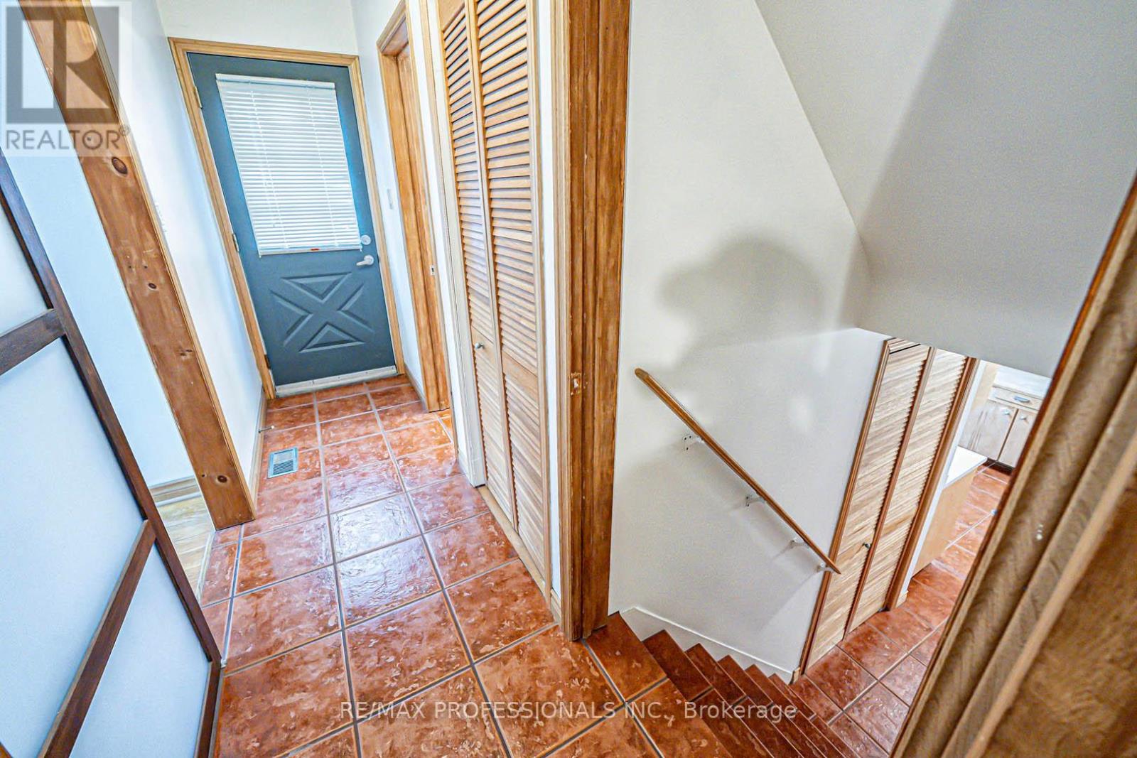 1784 Sandgate Crescent, Mississauga, Ontario  L5J 2E8 - Photo 27 - W12170781