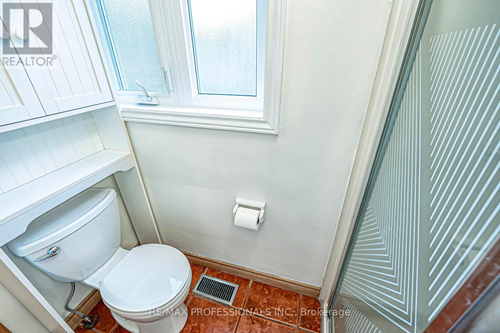 1784 Sandgate Crescent, Mississauga, Ontario  L5J 2E8 - Photo 37 - W12170781