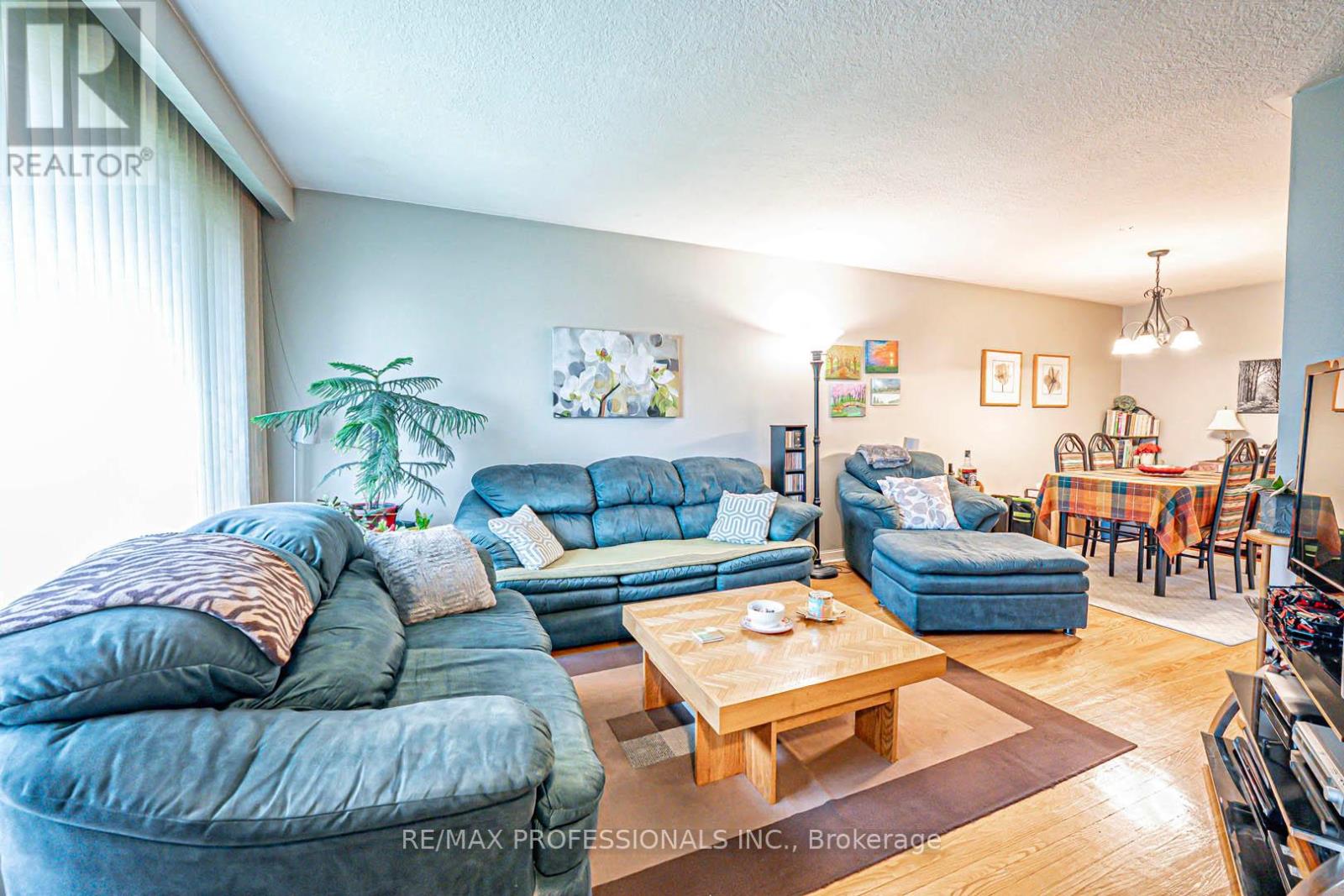 1784 Sandgate Crescent, Mississauga, Ontario  L5J 2E8 - Photo 4 - W12170781