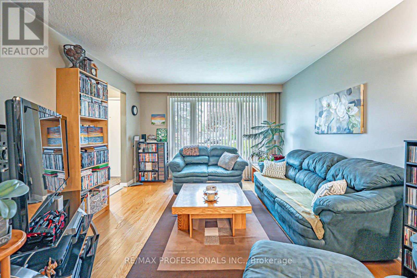 1784 Sandgate Crescent, Mississauga, Ontario  L5J 2E8 - Photo 5 - W12170781