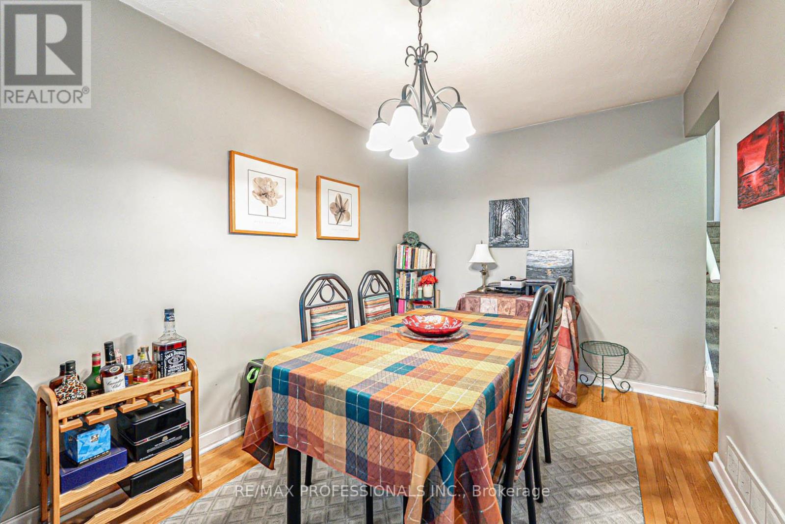 1784 Sandgate Crescent, Mississauga, Ontario  L5J 2E8 - Photo 7 - W12170781