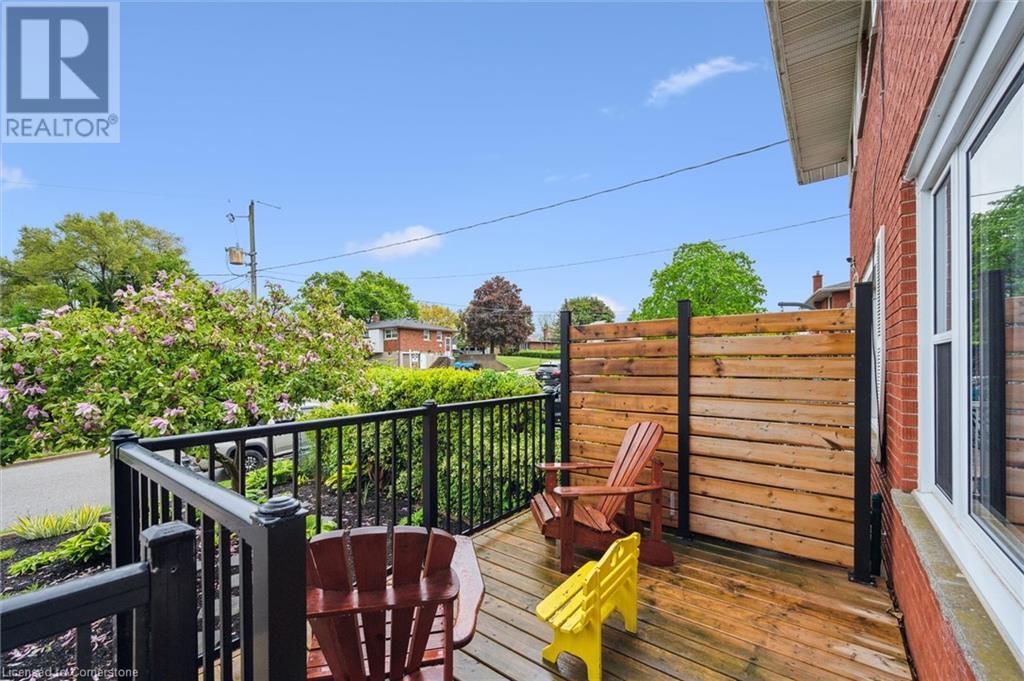 Property at 274 ERB Street image 5