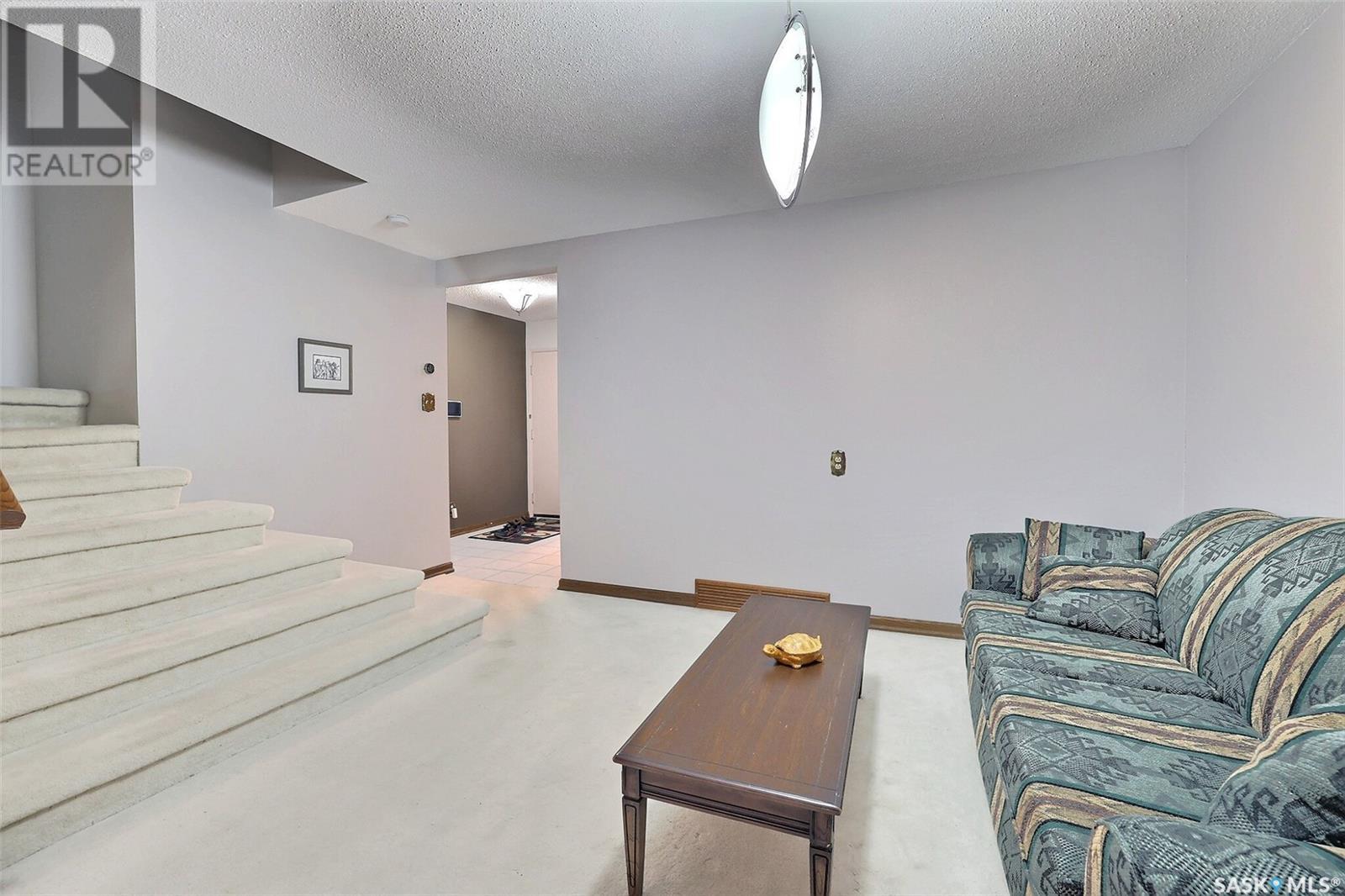 47 Laverendrye Way, Regina, Saskatchewan  S4S 5Z6 - Photo 13 - SK006890