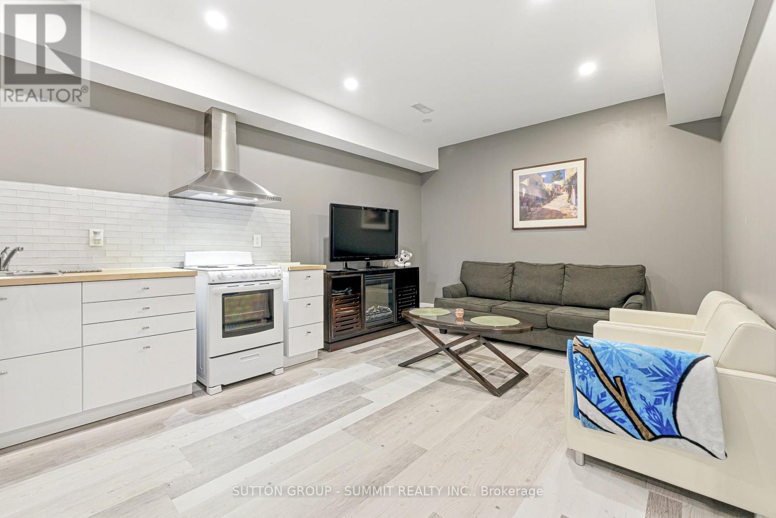 40 Aldgate Avenue, Hamilton, Ontario  L8J 0H9 - Photo 34 - X12170796