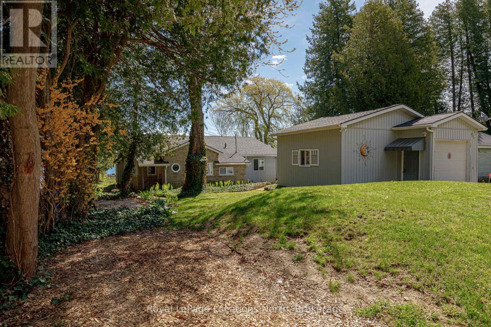 117 Kiowana Beach Road, Meaford, Ontario  N4L 1W5 - Photo 21 - X12168512