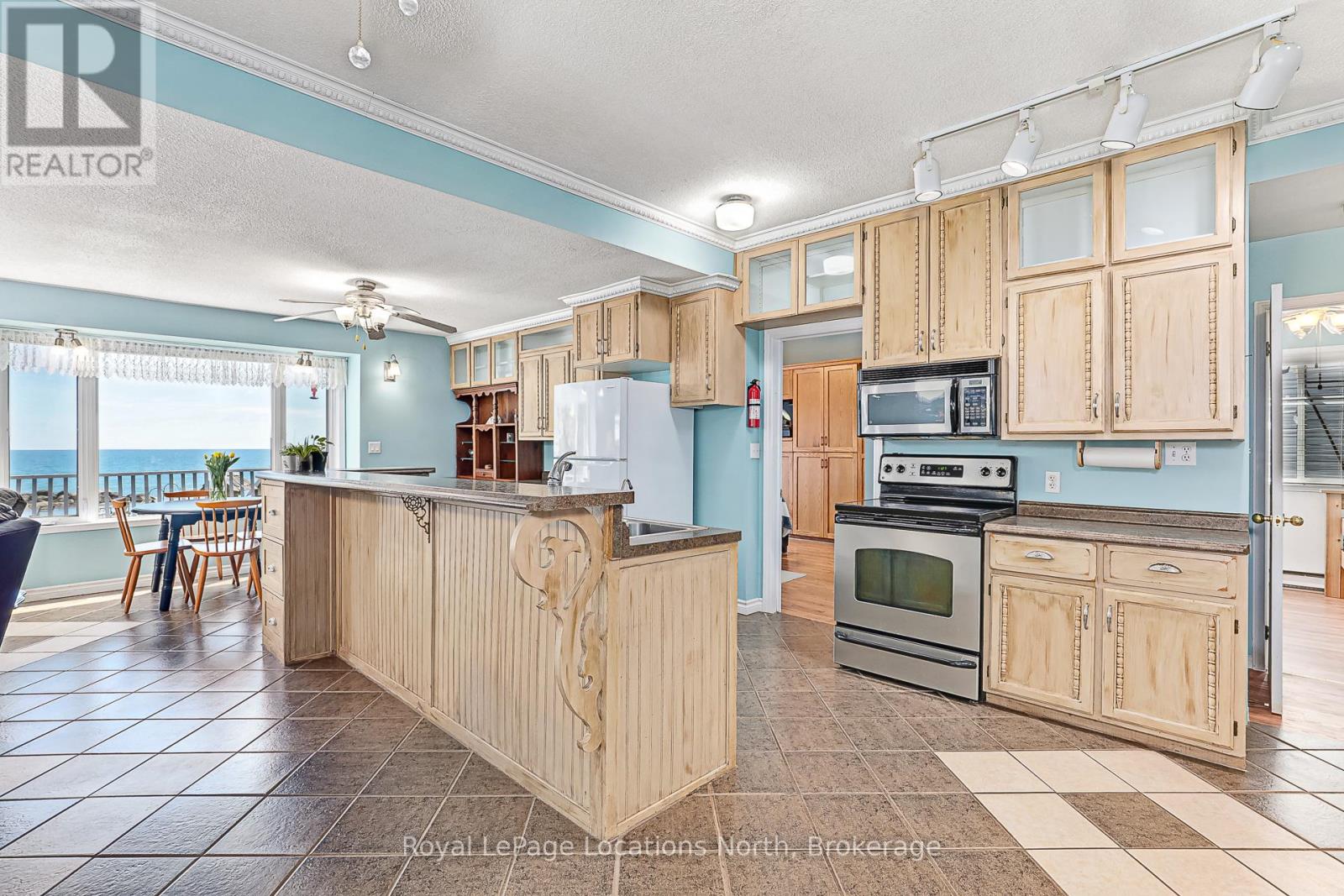 117 Kiowana Beach Road, Meaford, Ontario  N4L 1W5 - Photo 27 - X12168512