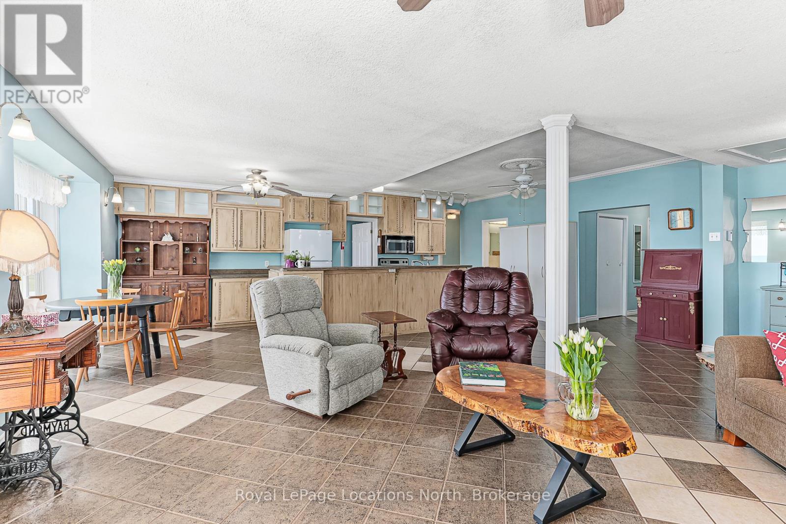 117 Kiowana Beach Road, Meaford, Ontario  N4L 1W5 - Photo 33 - X12168512