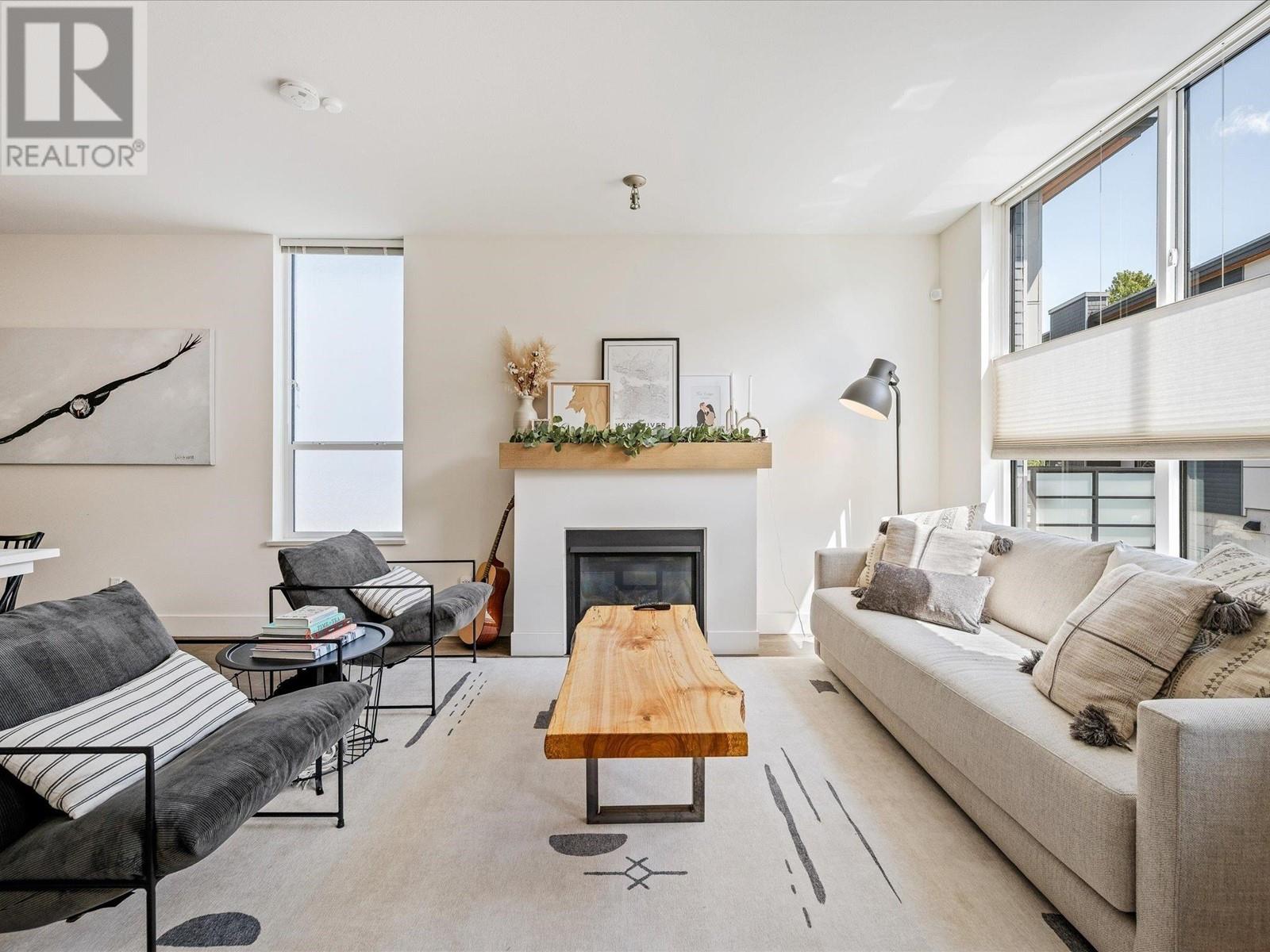 Property at 38371 SUMMITS VIEW DRIVE image 2