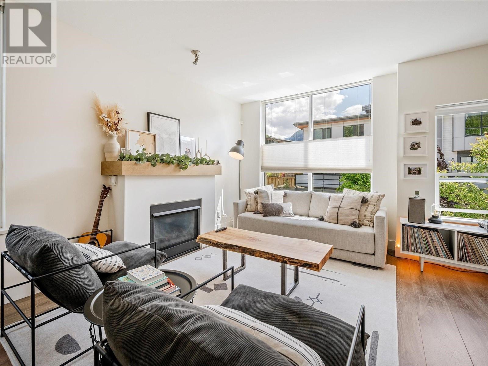 Property at 38371 SUMMITS VIEW DRIVE image 3