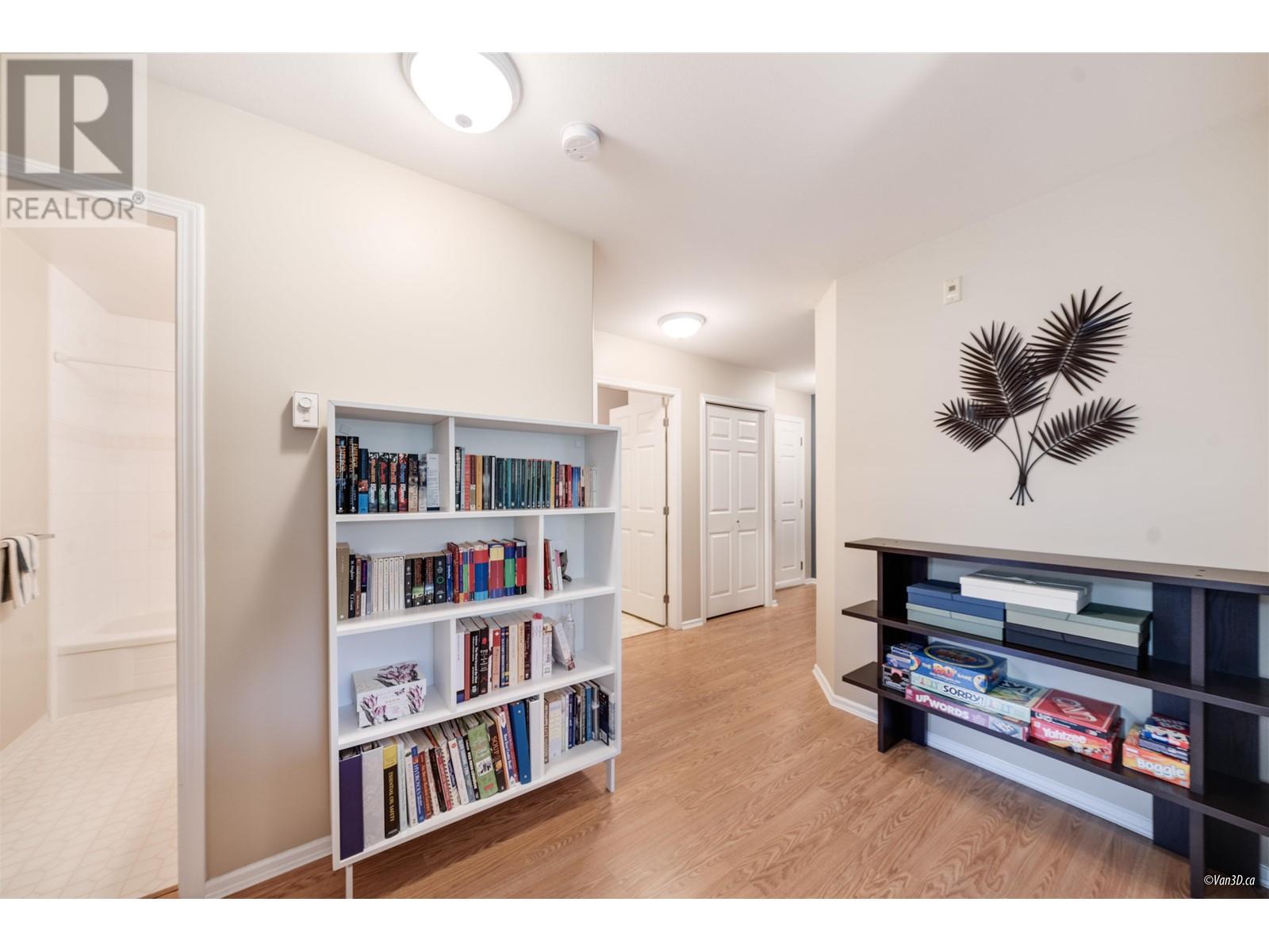 305 11960 Harris Road, Pitt Meadows, British Columbia  V3Y 2R1 - Photo 20 - R3006705