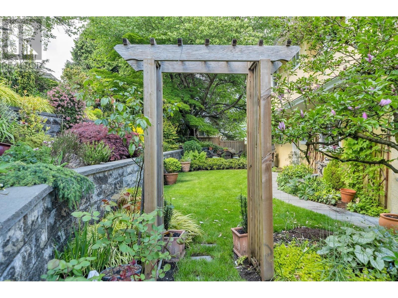 2783 Tabor Place, Coquitlam, British Columbia  V3C 5E7 - Photo 29 - R3006330