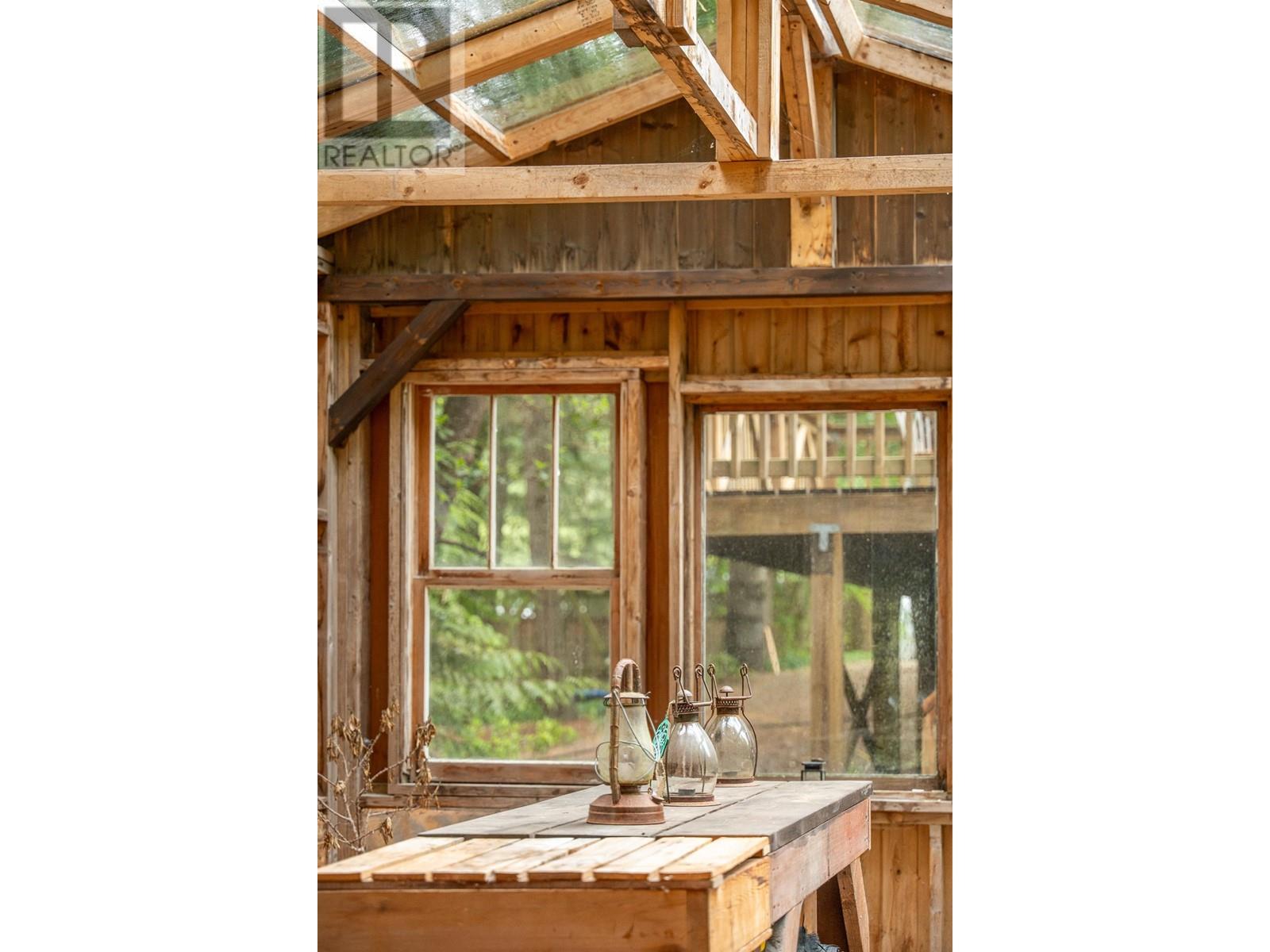 6141 Stockwell Road, Sechelt, British Columbia  V7Z 0L3 - Photo 31 - R3006650