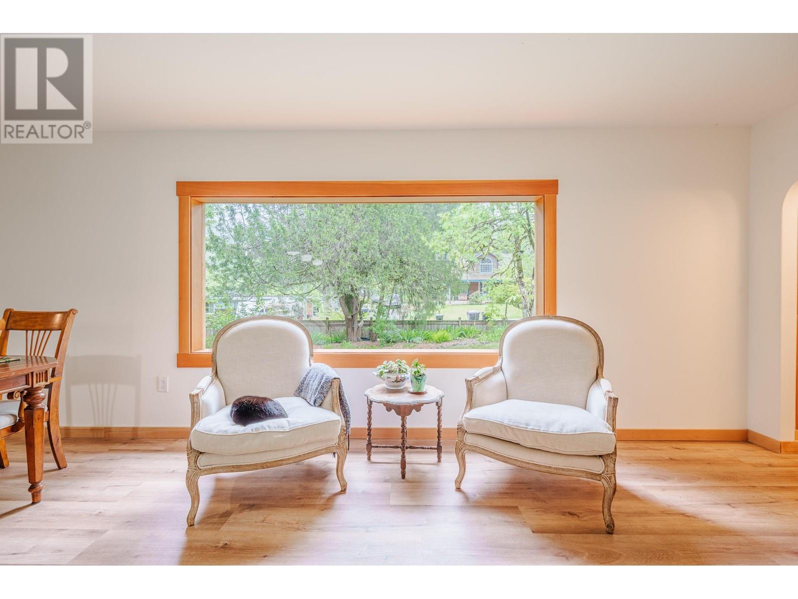 Property at 6141 STOCKWELL ROAD image 5
