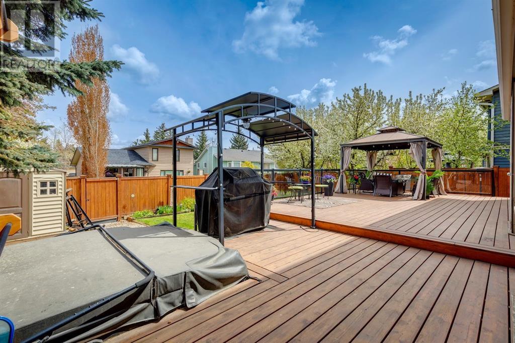 836 Suncastle Road Se, Calgary, Alberta  T2X 2L3 - Photo 45 - A2205597