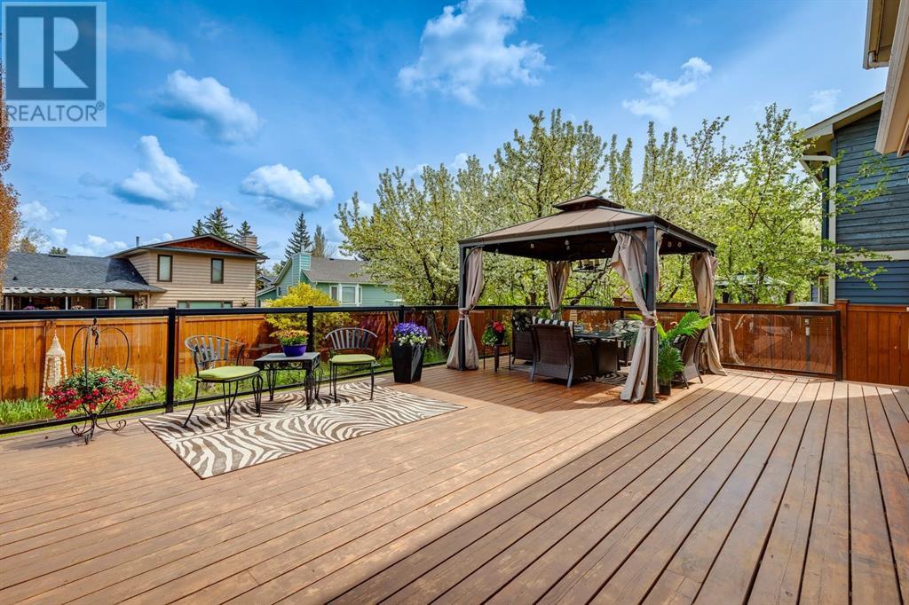 836 Suncastle Road Se, Calgary, Alberta  T2X 2L3 - Photo 38 - A2205597