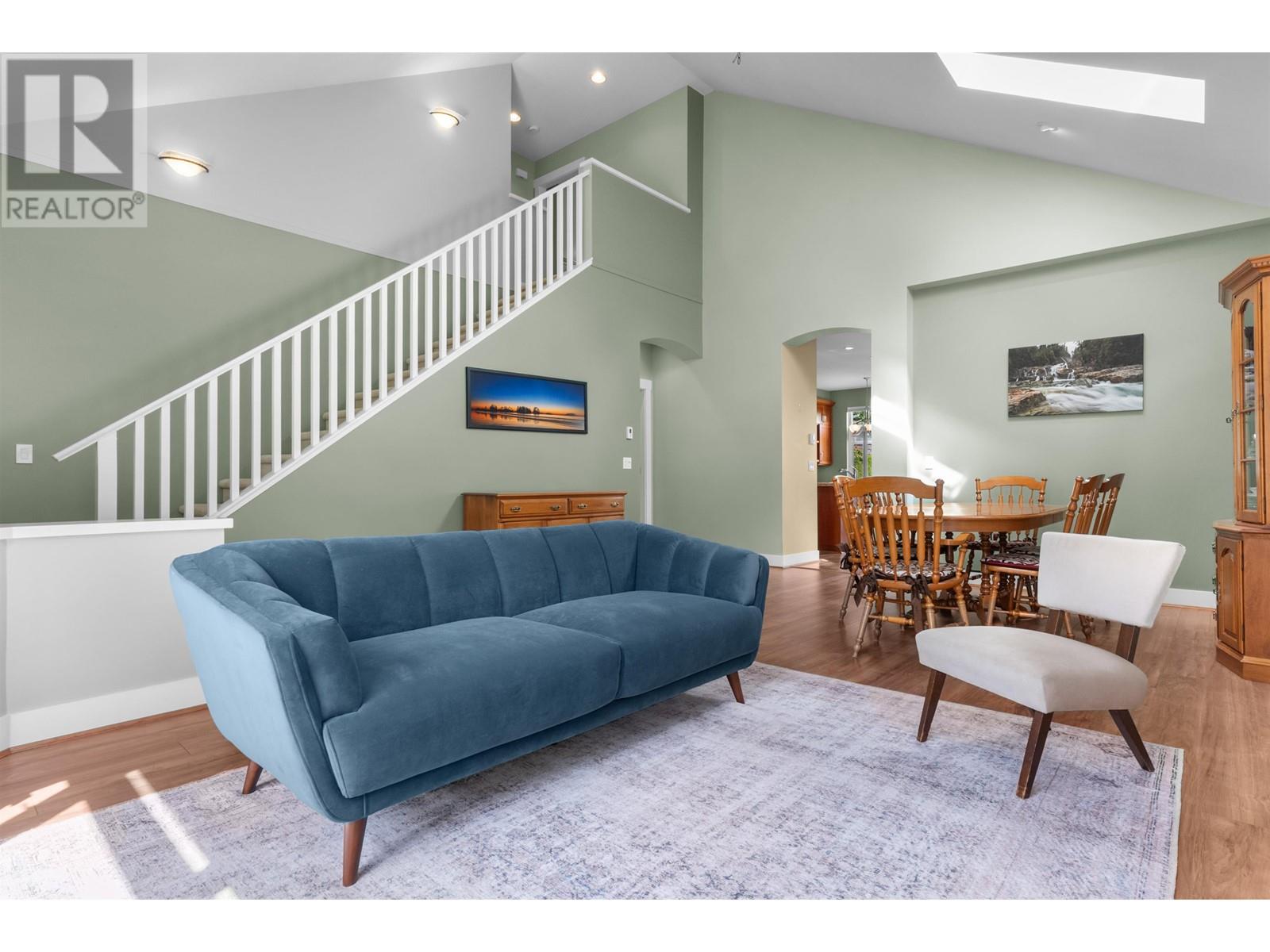 Property at 39 5300 ADMIRAL WAY image 4