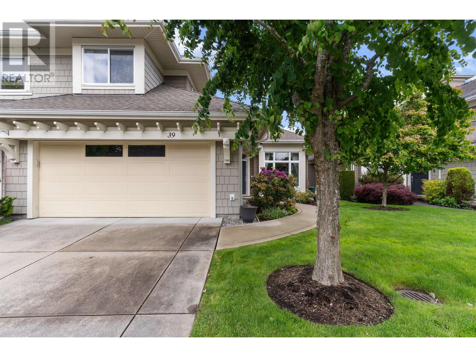 Property at 39 5300 ADMIRAL WAY image 1
