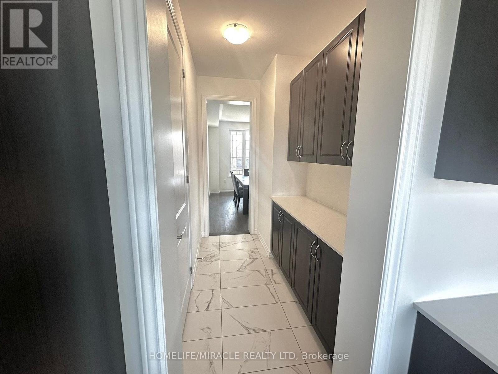 Property at 101 GOLDEN MEADOWS DRIVE image 5
