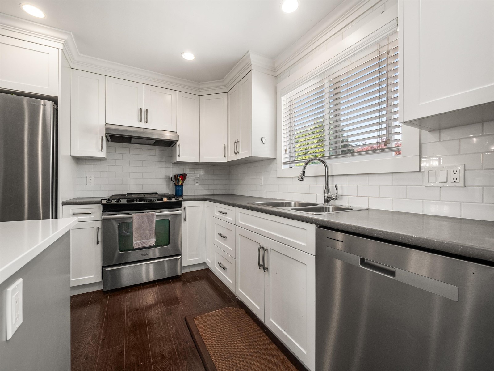 27101 34a Avenue, Langley, British Columbia  V4W 3H3 - Photo 13 - R3005755