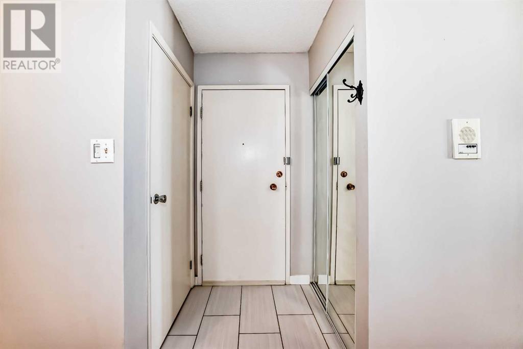Property at 1113, 315 Southampton Drive SW image 5