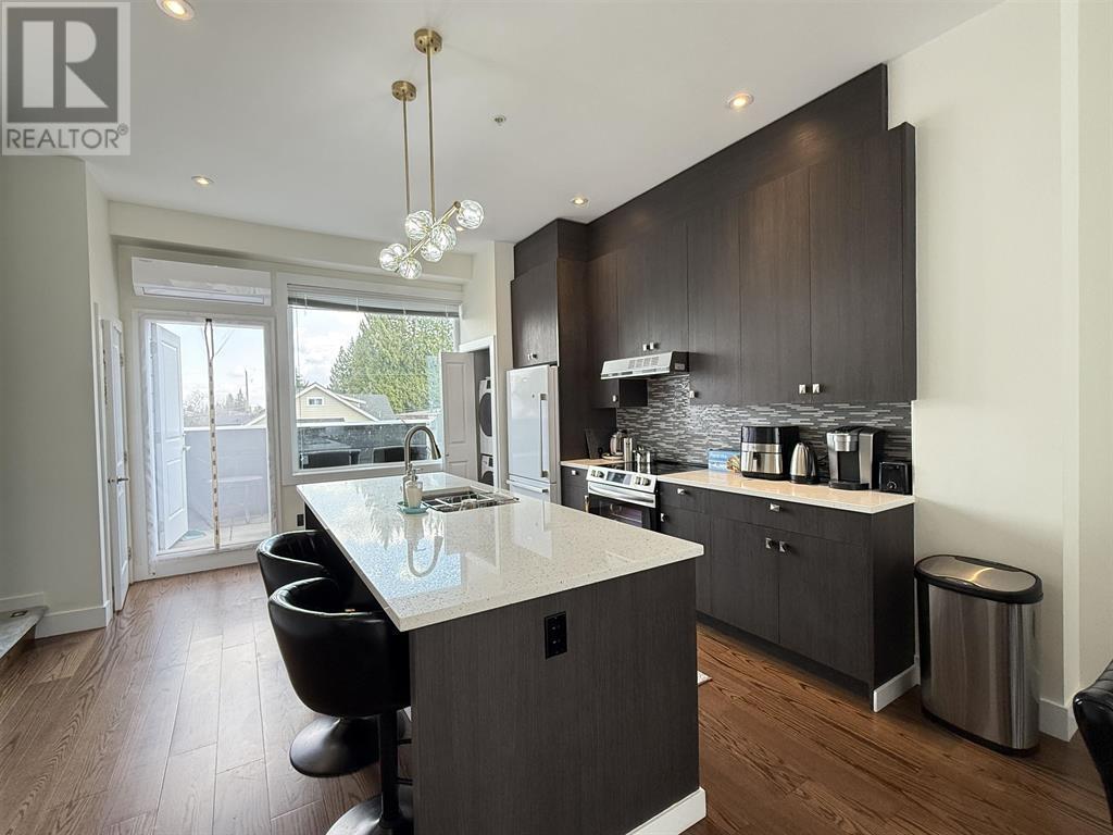 G 6688 Dufferin Avenue, Burnaby, British Columbia  V5H 3T3 - Photo 2 - R3005778