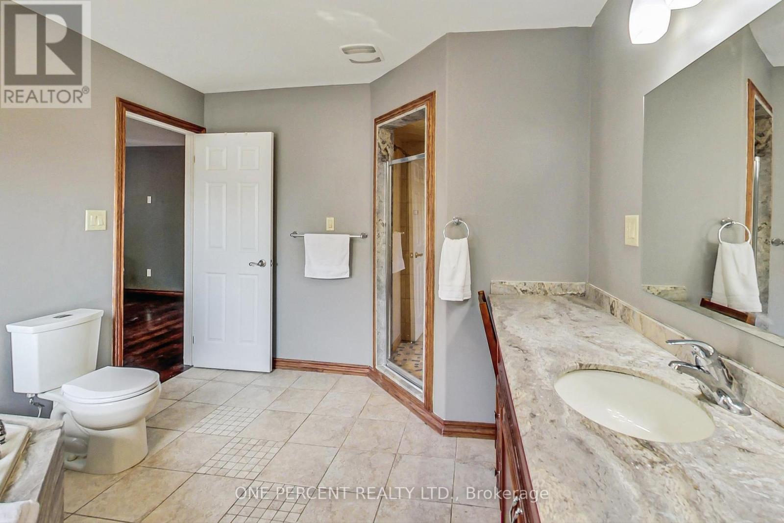 23 Grove Street, Hamilton, Ontario  L8N 1P4 - Photo 20 - X12170843