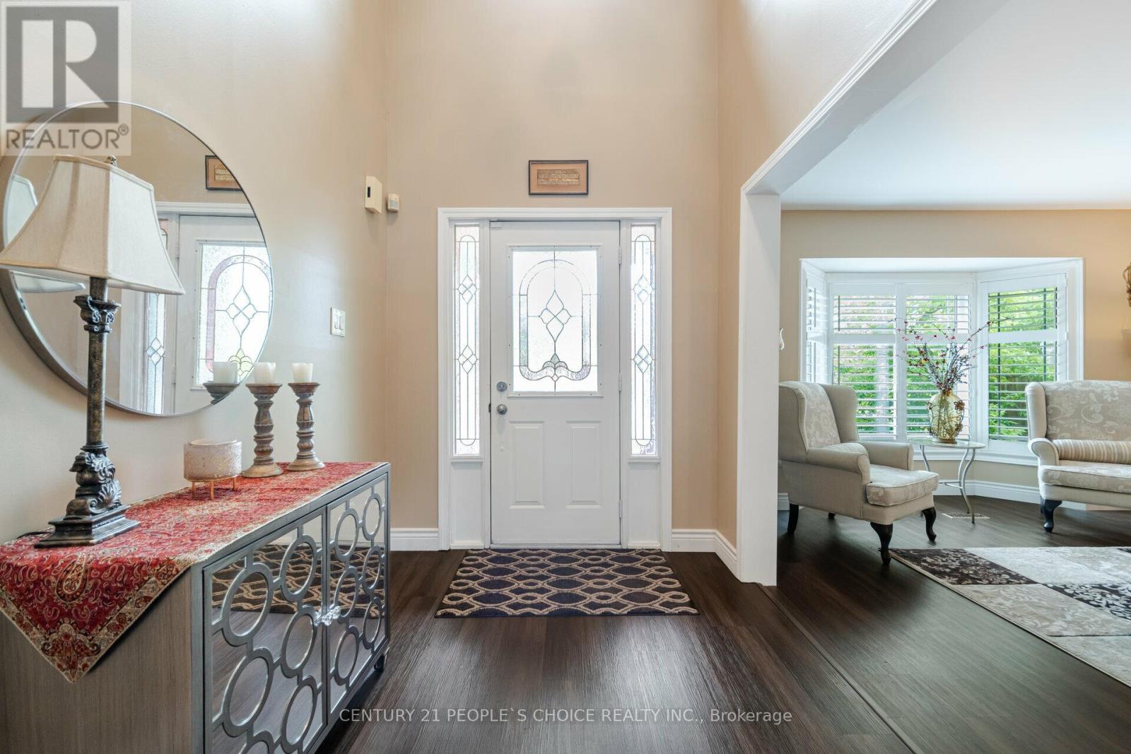 52 Canning Crescent, Cambridge, Ontario  N1T 1X2 - Photo 3 - X12166784