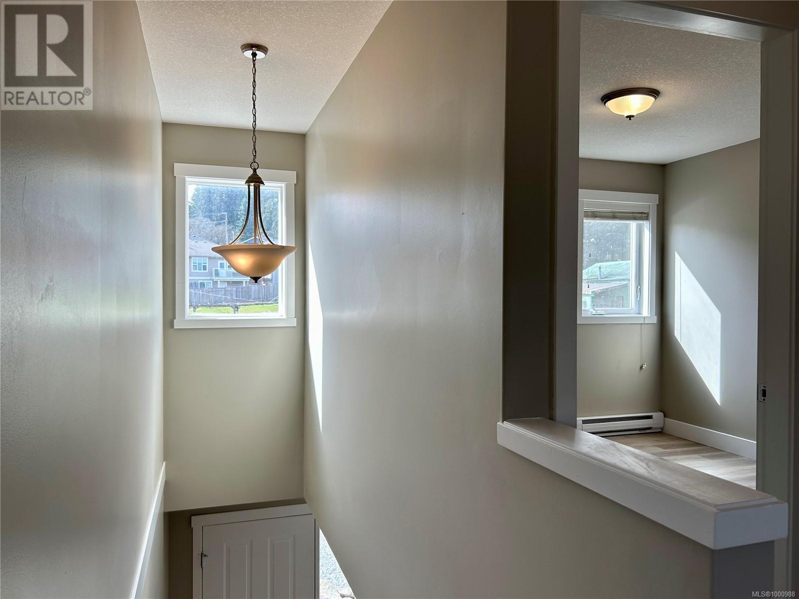 406 Alpen Way, Nanaimo, British Columbia  V9R 0B9 - Photo 6 - 1000988
