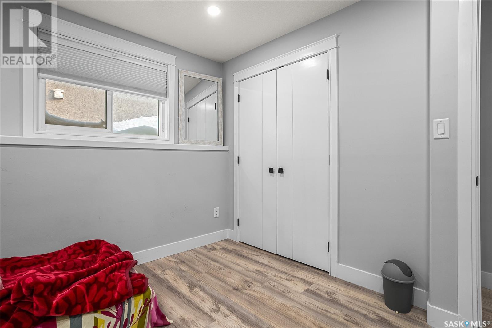 215 Ells Crescent, Saskatoon, Saskatchewan  S7L 6J4 - Photo 25 - SK006959