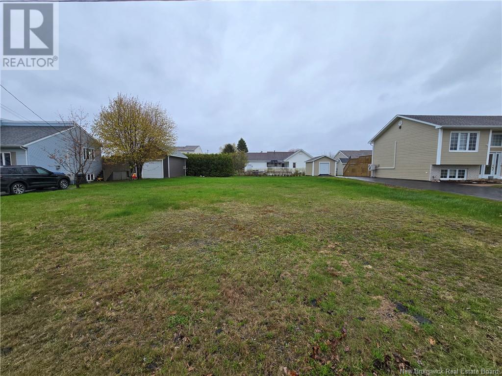 Property at 154 Atlantique Street image 3