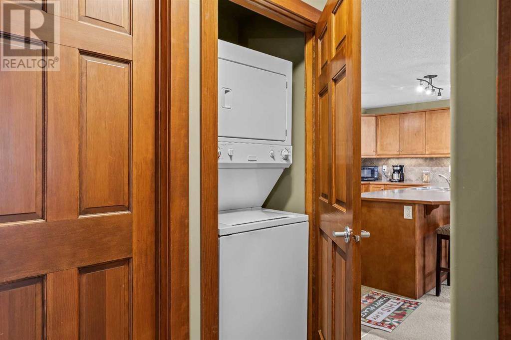 215, 150 Crossbow Place, Canmore, Alberta  T1W 3H5 - Photo 19 - A2224018