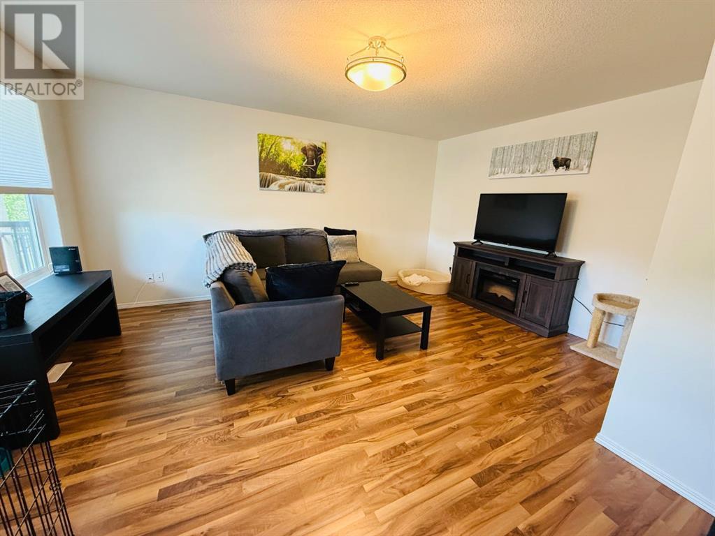 54 Sunridge Boulevard W, Lethbridge, Alberta  T1J 0T4 - Photo 5 - A2224136