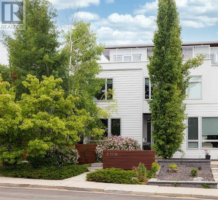 Property at 2128 27 Avenue SW image 1