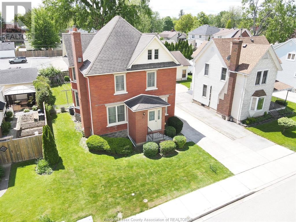 MLS# 25012942: 71 ELM AVE., Amherstburg, Canada