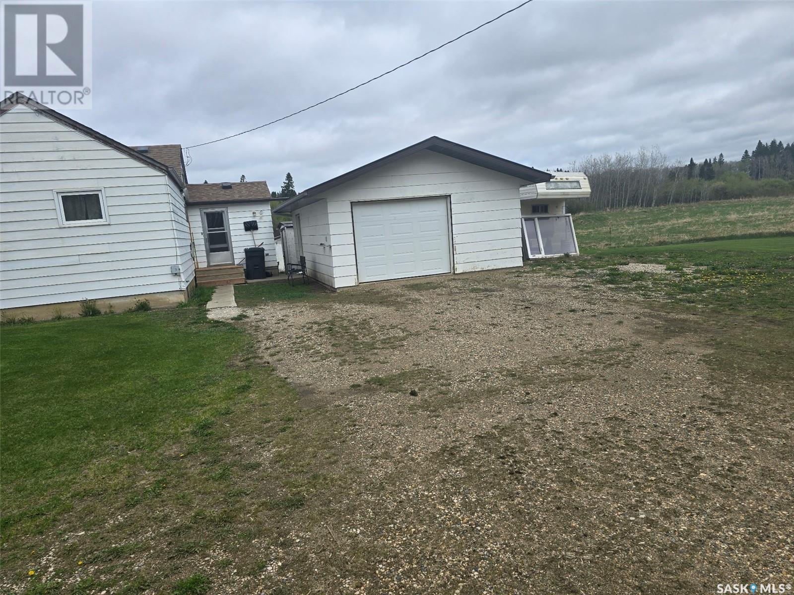200 Railway Avenue N, Norquay, Saskatchewan  S0A 2V0 - Photo 3 - SK007027