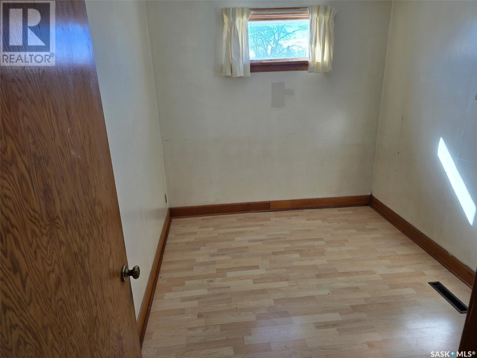 200 Railway Avenue N, Norquay, Saskatchewan  S0A 2V0 - Photo 9 - SK007027