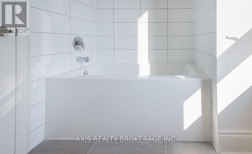 48 Gardenbrook Trail, Hamilton, Ontario  L8B 1Z9 - Photo 27 - X12170904