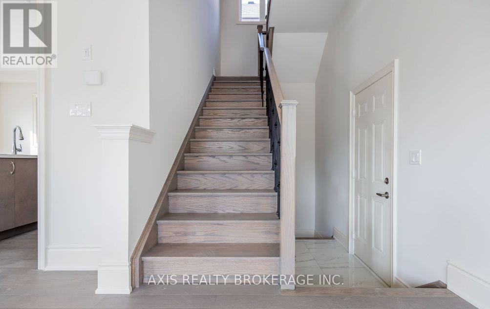 48 Gardenbrook Trail, Hamilton, Ontario  L8B 1Z9 - Photo 7 - X12170904