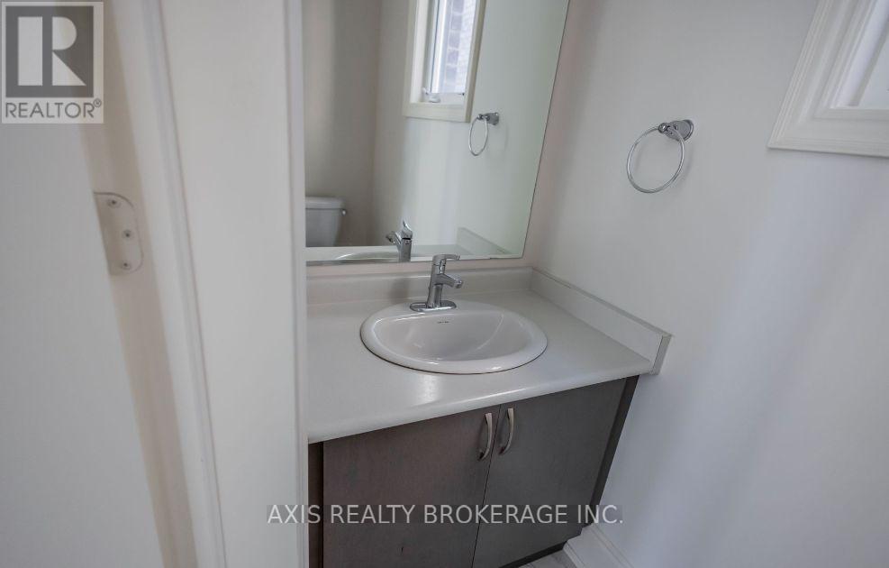 48 Gardenbrook Trail, Hamilton, Ontario  L8B 1Z9 - Photo 8 - X12170904