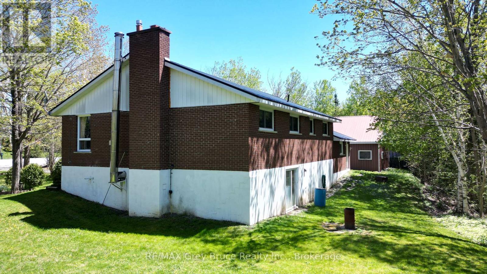 3527 Highway 6, Northern Bruce Peninsula, Ontario  N0H 1W0 - Photo 26 - X12170913