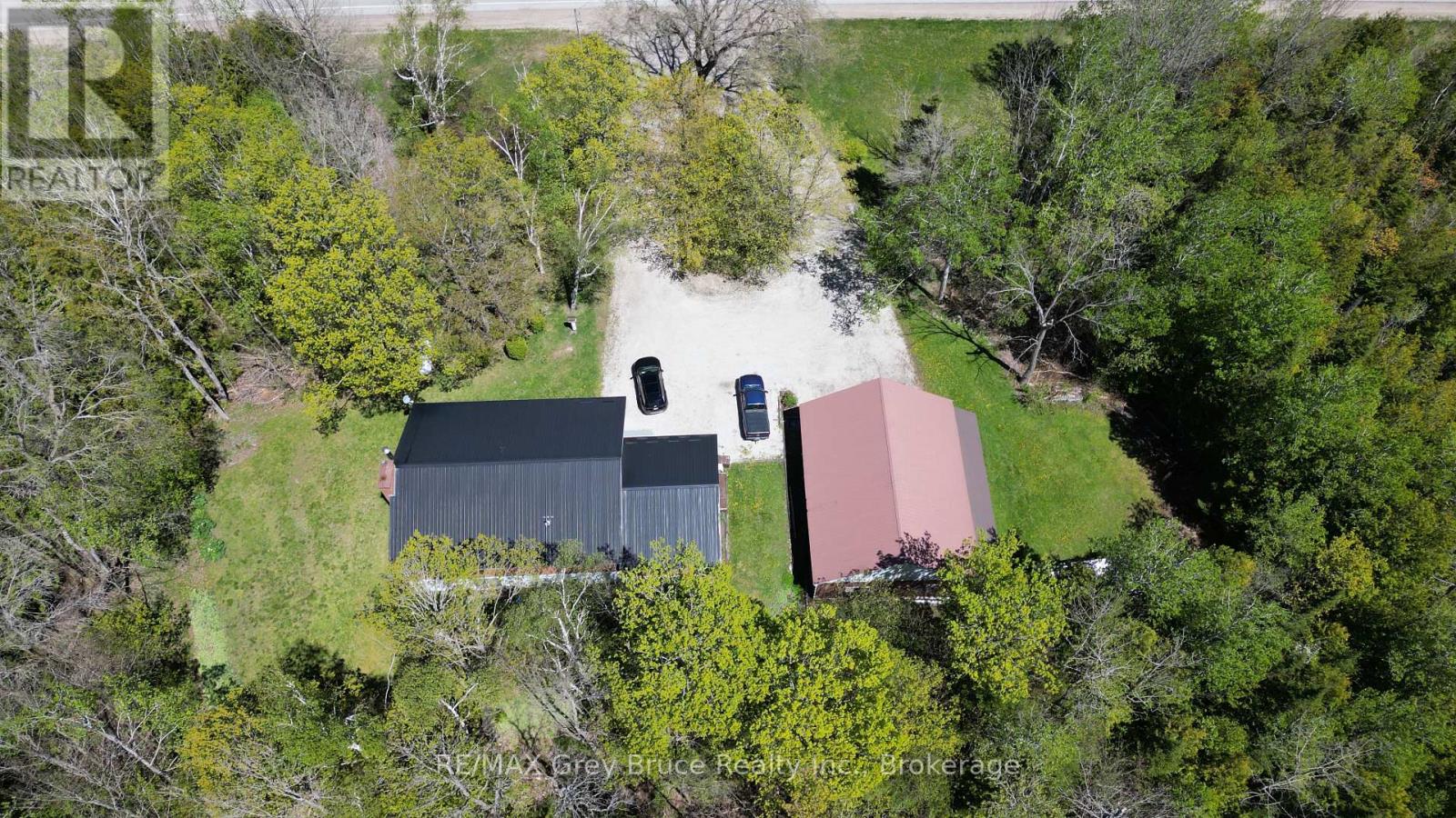 3527 Highway 6, Northern Bruce Peninsula, Ontario  N0H 1W0 - Photo 29 - X12170913