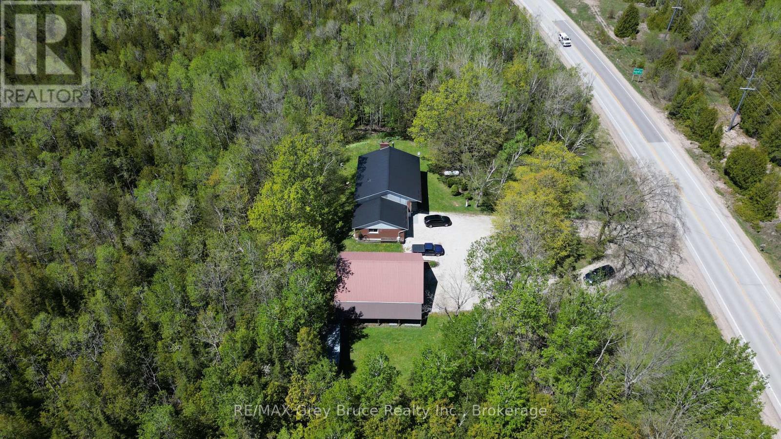 3527 Highway 6, Northern Bruce Peninsula, Ontario  N0H 1W0 - Photo 30 - X12170913