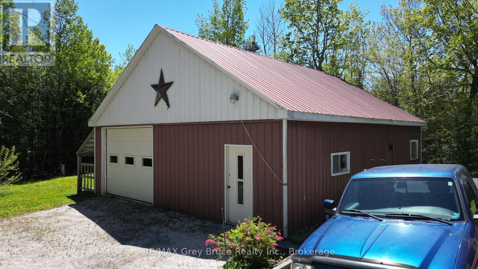 3527 Highway 6, Northern Bruce Peninsula, Ontario  N0H 1W0 - Photo 7 - X12170913