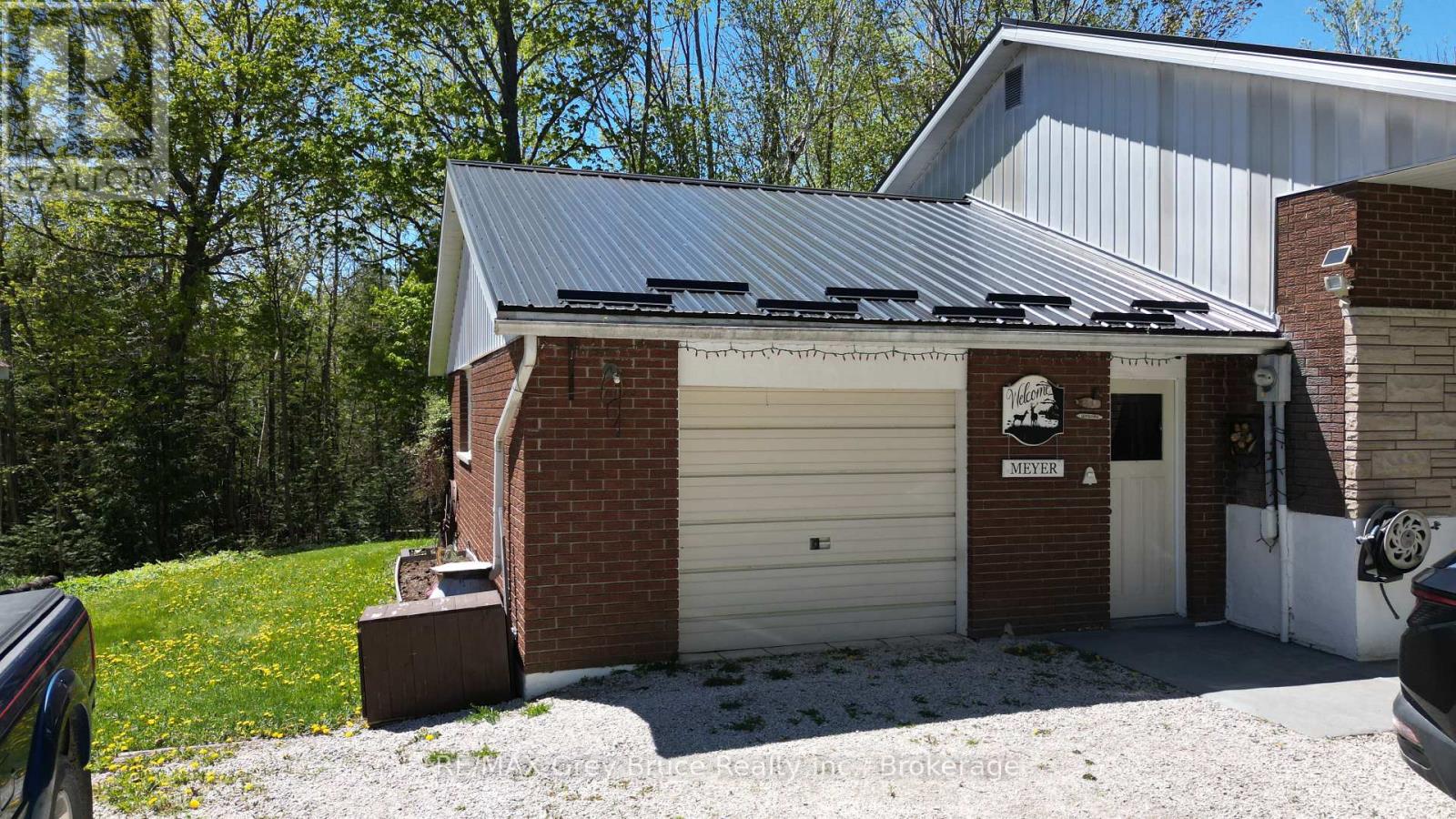 3527 Highway 6, Northern Bruce Peninsula, Ontario  N0H 1W0 - Photo 8 - X12170913