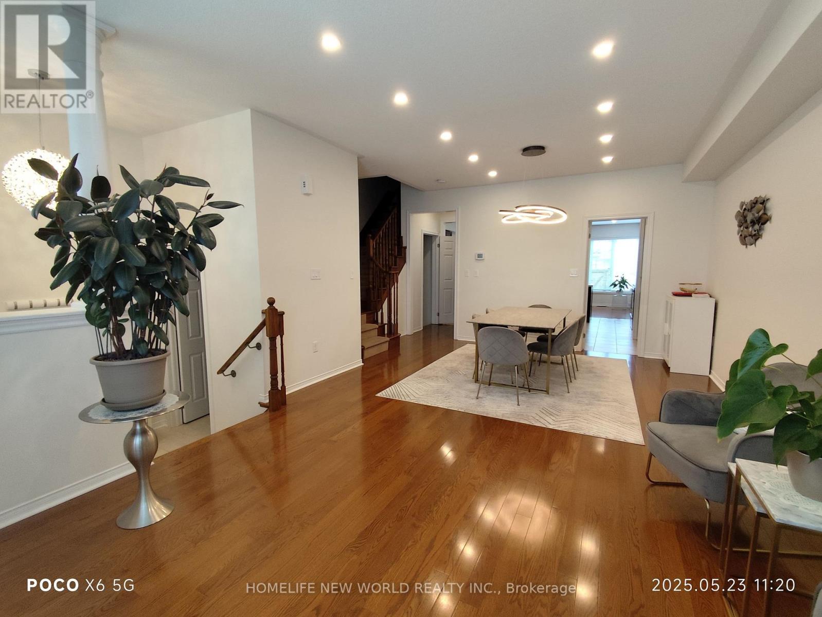 10339 Woodbine Avenue, Markham, Ontario  L6C 0J7 - Photo 3 - N12170932